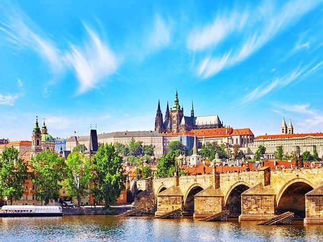 prague-castle.jpg