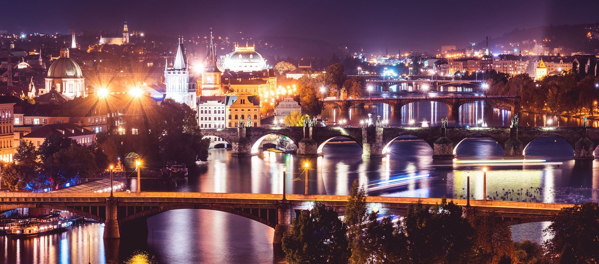 cityatnightczechia.jpg